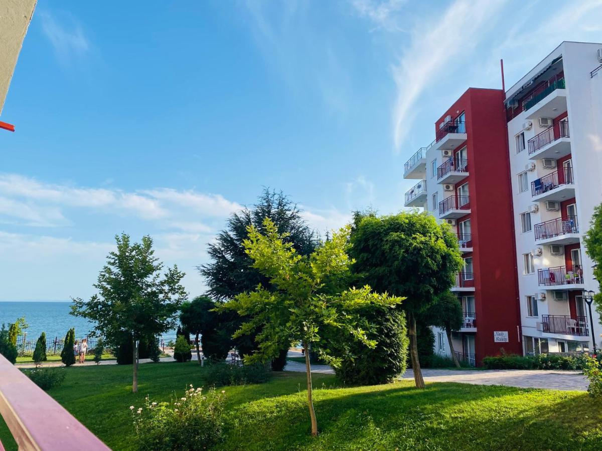 Apartment In Święty Włas Zewnętrze zdjęcie